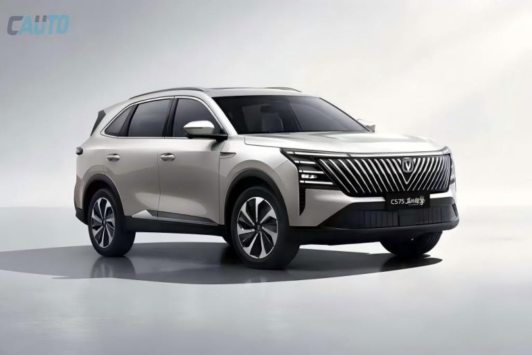 2026 Changan CS75 Plus Compact Gasoline SUV, Blue Whale 1.5T/2.0T